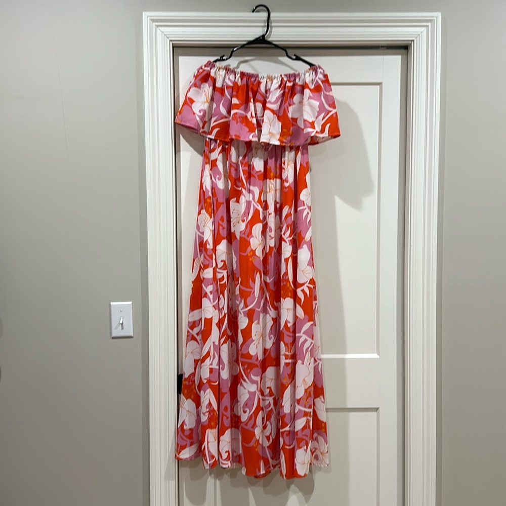 L Entro Floral Strapless Maxi Dress